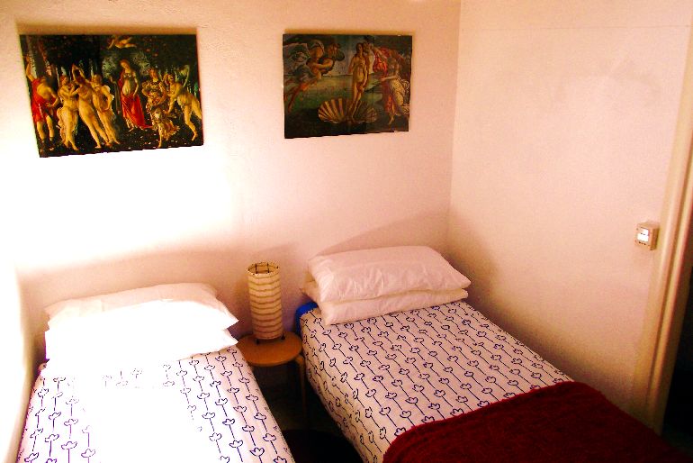 New bedroom and Botticelli prints!