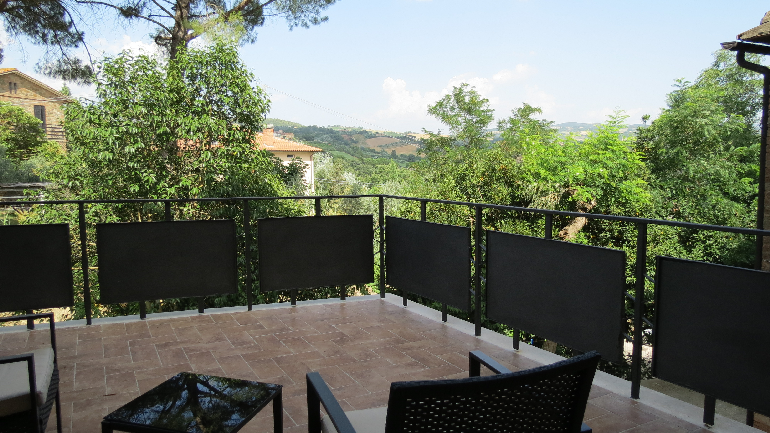 Spacious house with panoramic terrace